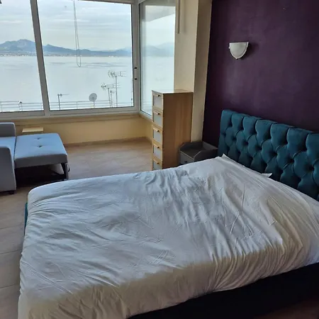 아파트 Atlas On The Water - 루트라키