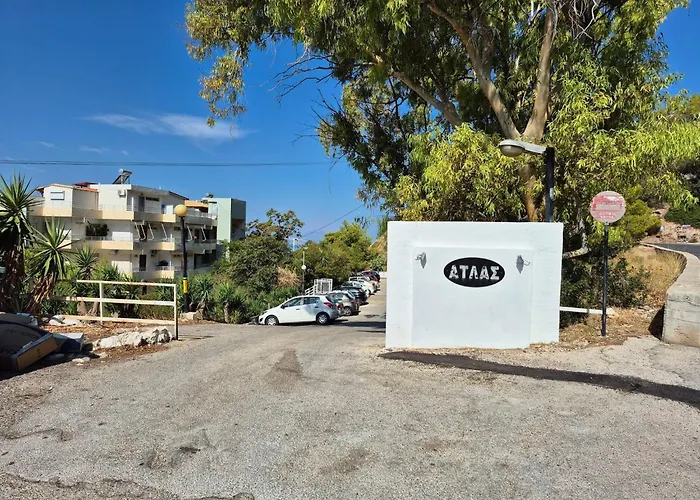 Atlas On The Water - Апартаменты *