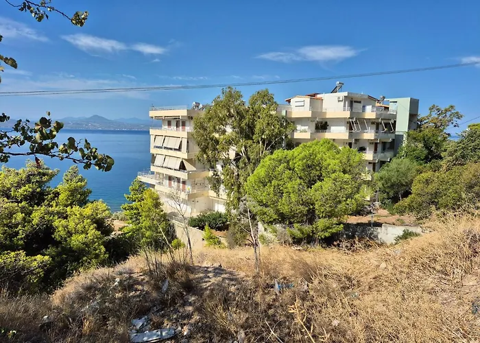 Atlas On The Water - *